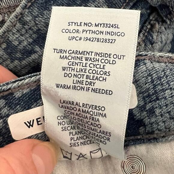 Seven7 NWT Weekend Short women’s 16, Python Indigo. Sits at waist. Frayed hem - Picture 5 of 6